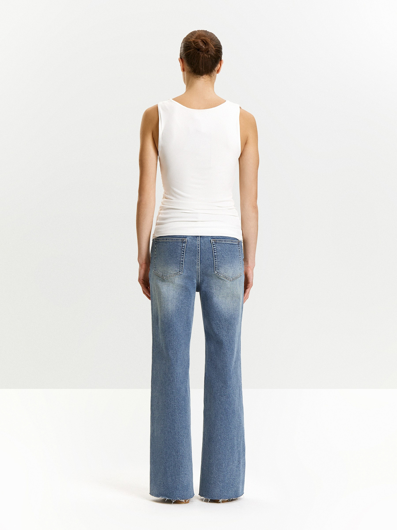 Топ из 100% вискозы с драпировкой